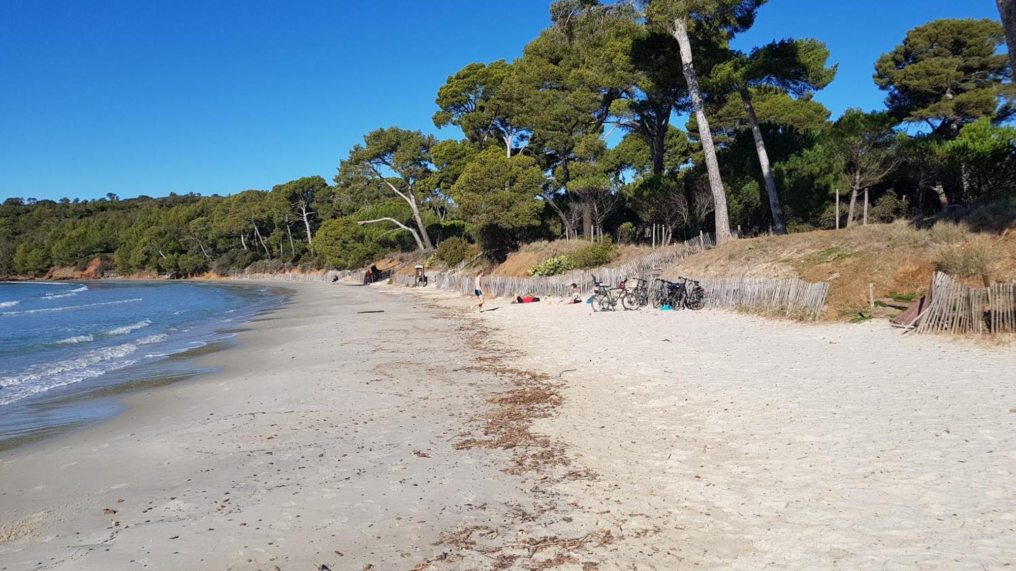 Rez De Jardin T3 Recent Et Calme Au Nouvelles Terres A La Londe Les Maures Apartment Екстериор снимка