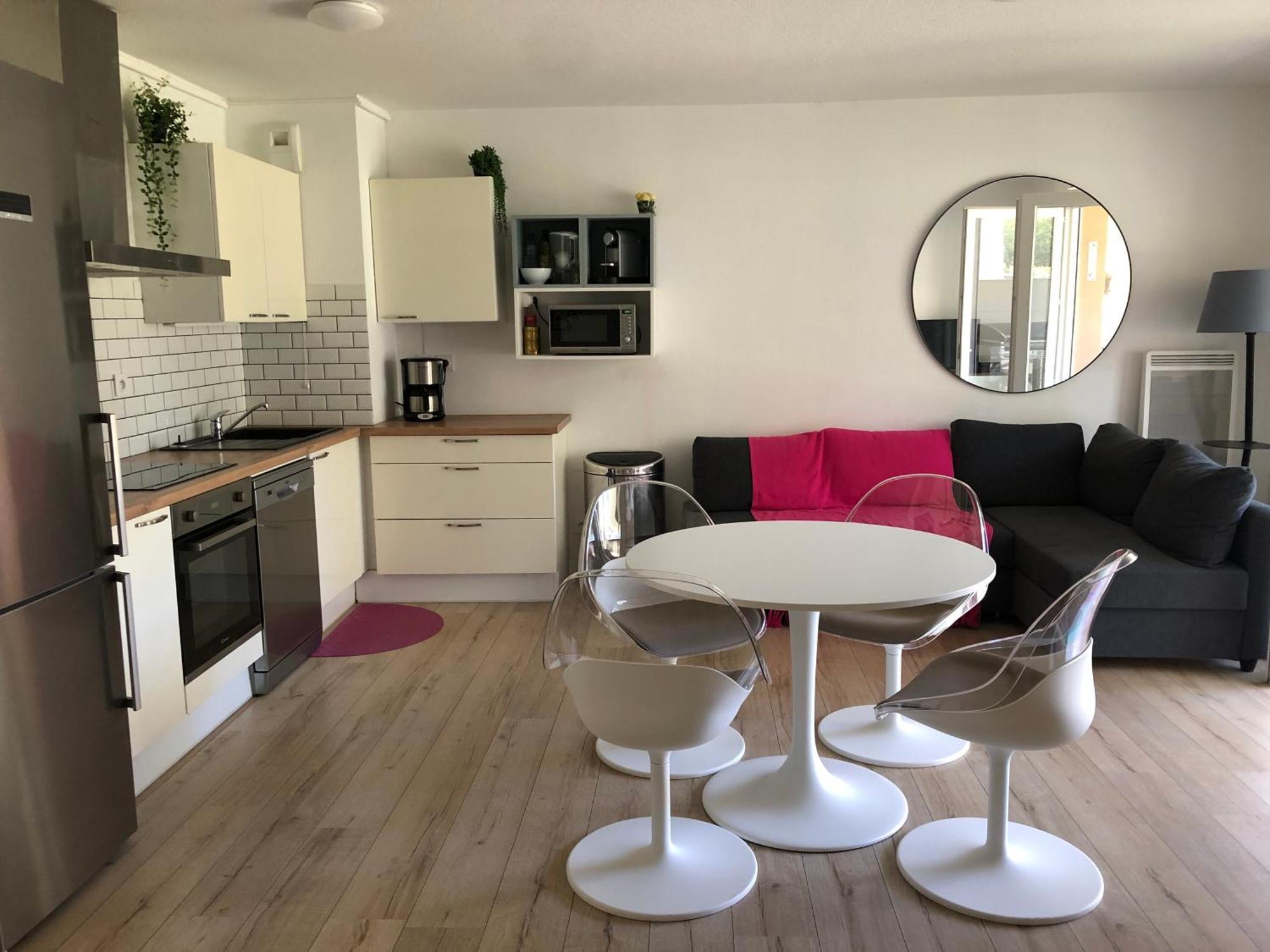 Rez De Jardin T3 Recent Et Calme Au Nouvelles Terres A La Londe Les Maures Apartment Екстериор снимка